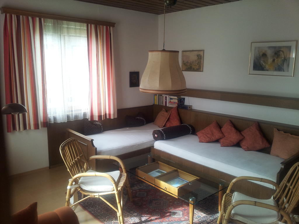 Appartements Direkt Am See Grundlsee Szoba fotó